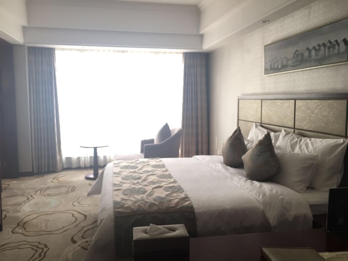 Manhatton Hotel 珠海 エクステリア 写真