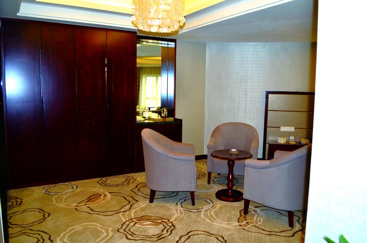 Manhatton Hotel 珠海 エクステリア 写真